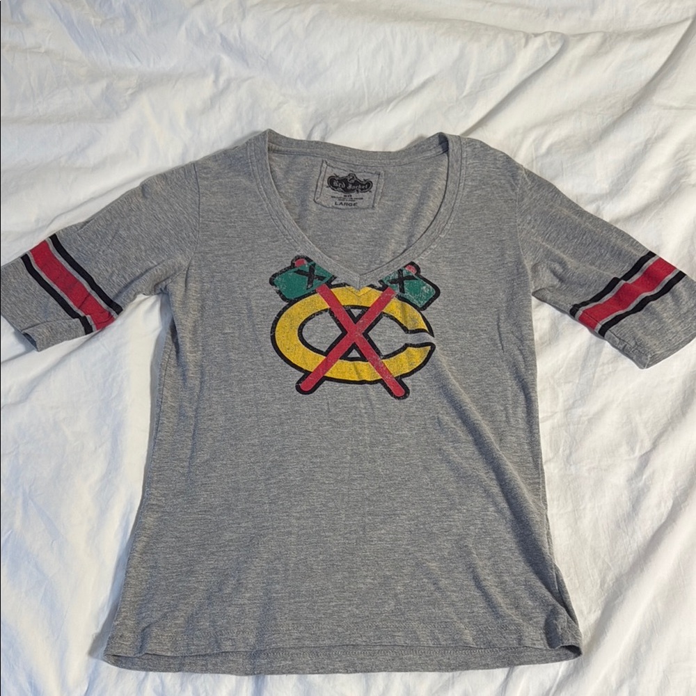 Red Jacket Gray Chicago Blackhawks Tee